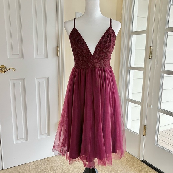 Dresses & Skirts - Deep Purple Tulle Special Occasion Dress - Size 4